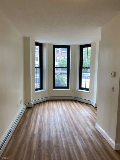 Main picture of 397 Massachusetts Ave