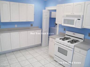 Main picture of 18 Bigelow St