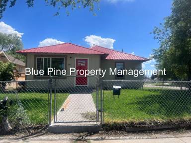 Main picture of 654 N Boulevard