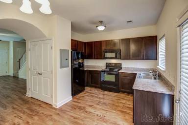 Main picture of Lincoya Bay Townhomes