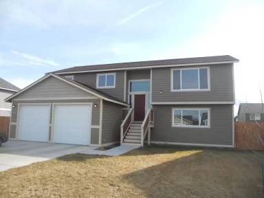 Main picture of 1702 E Hobert Ave