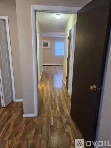 Main picture of 107 College Park Ct