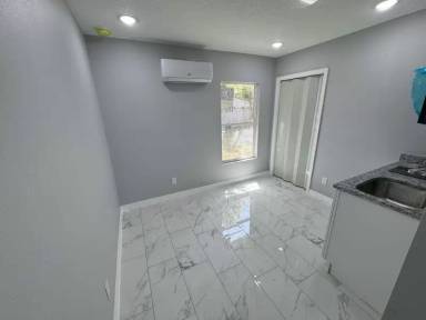 Main picture of 3700 Starks St