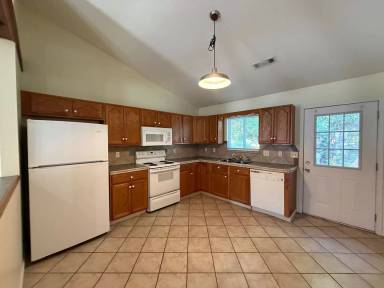 Main picture of 173 Corey Cir