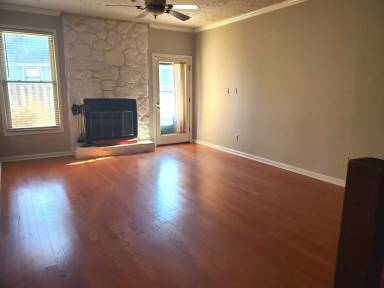 Main picture of 4445 Briton Cir