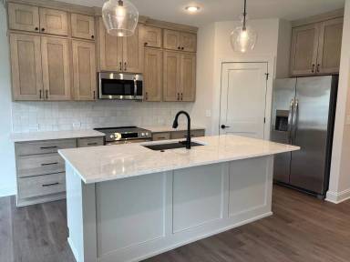 Main picture of 123 N Sheridan Ave