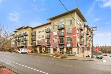 Main picture of Mc Kenzie Square Apartments