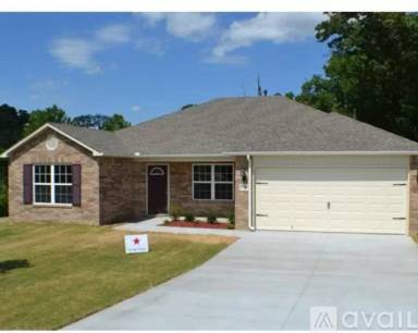 Main picture of 2508 W Huntsville St