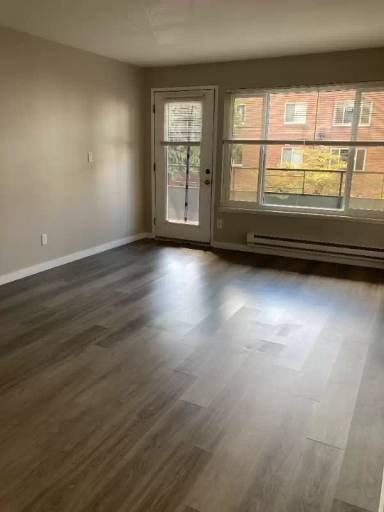 Main picture of 1215 Queen Anne Ave N