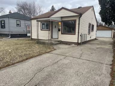 Main picture of 14018 Hobart Ave