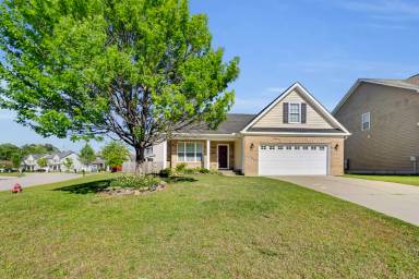 Main picture of 201 Quincy Ct