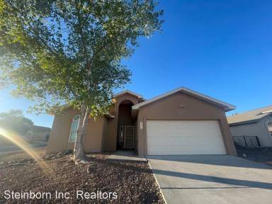Main picture of 3951 Galina Ct