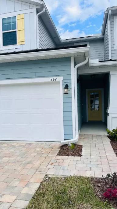 Main picture of 594 Cherry Elm Dr