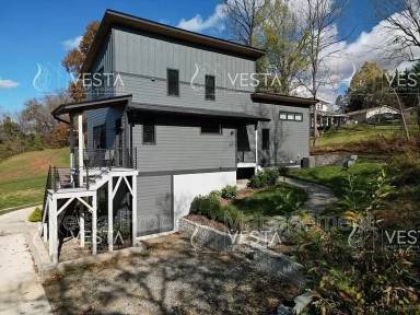 Main picture of 174 Bartlett St