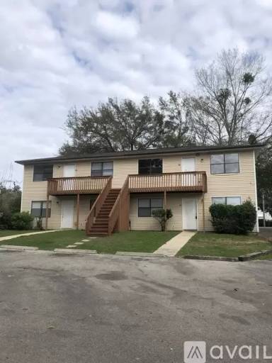 Main picture of 306 White Dr