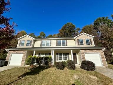 Main picture of 303 Village Creek Way