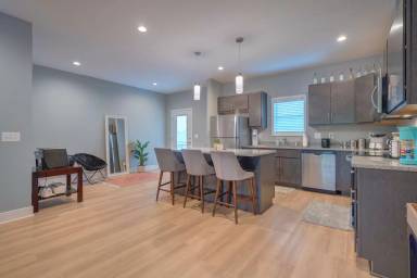 Main picture of 1741 Staniel Dr