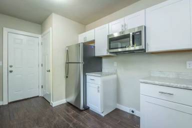Main picture of 2900 Oxford St