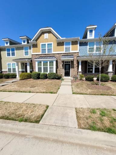 Main picture of 2416 Historic Cir