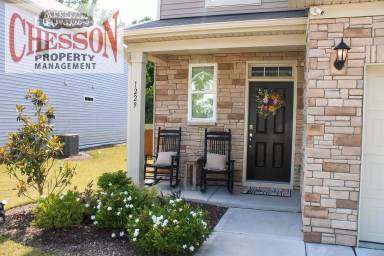Main picture of 1229 Weavers Trace Dr