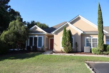 Main picture of 1482 Saint Thomas Cir