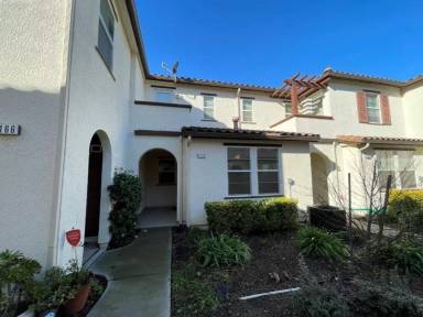 Main picture of 8164 Crystal Walk Cir