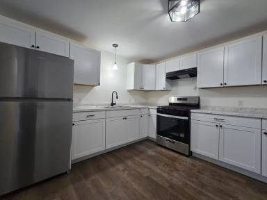 Main picture of 526 N Main St