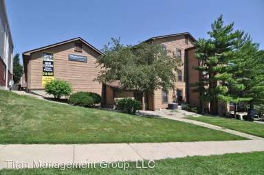 Main picture of 135 S River Rd