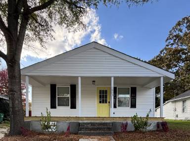 Main picture of 1803 Johnson St