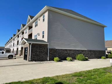 Main picture of Creekside IV Apartments