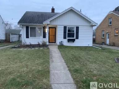 Main picture of 1005 N Verlinden Ave