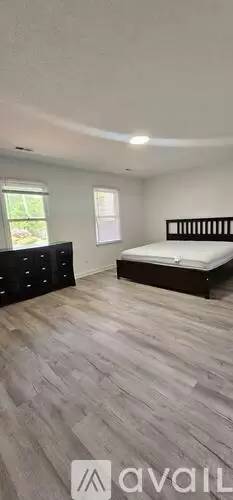 Main picture of 438 Blue Rock Dr