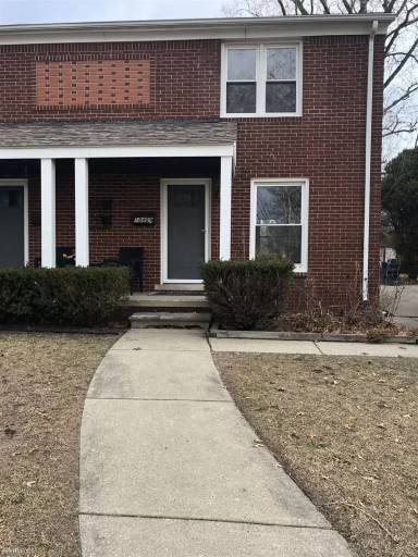 Main picture of 18469 Outer Dr