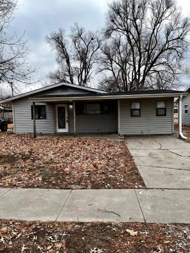 Main picture of 6911 Logan Ave