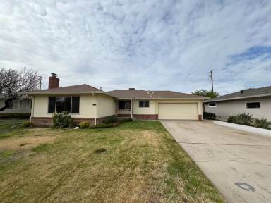 Main picture of 723 S California St
