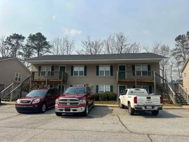 Main picture of 122 Thornbrook Ct
