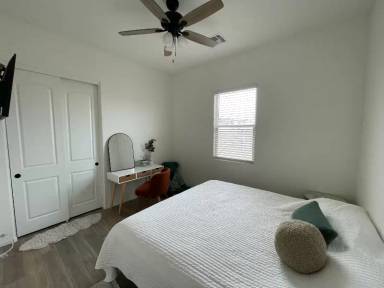Main picture of 5540 N 193rd Ave