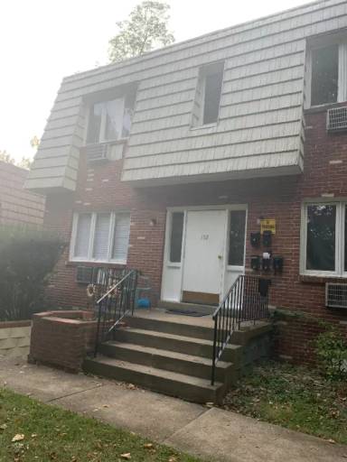 Main picture of 152 Glenn St