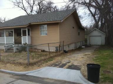 Main picture of 1805 W Archer Pl