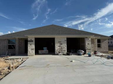 Main picture of 1606 Pima Trl