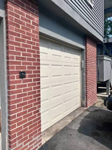 Main picture of 1 Elm Ct