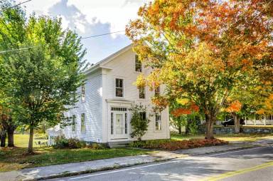 Main picture of 13 Main St