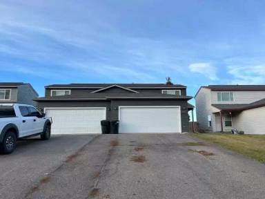 Main picture of 1985 Greatview Dr