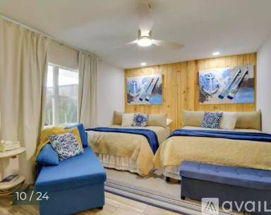 Main picture of 2721 Valencia Dr