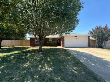 Main picture of 2910 Blue Ridge Dr