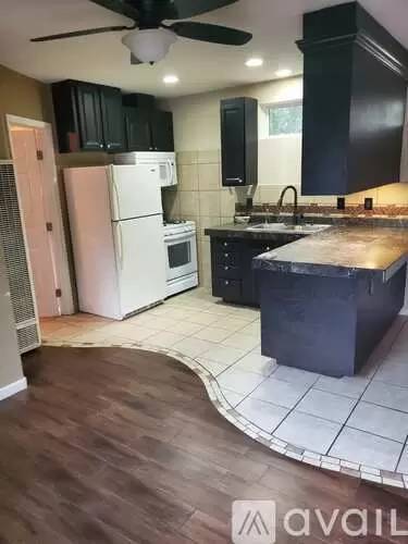 Main picture of 7260 Mariposa Ave