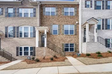 Main picture of 2481 Georgetown Ave