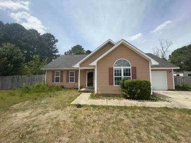 Main picture of 134 Independence Dr