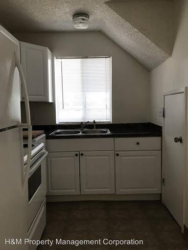 Main picture of 16900 Barnell Ave