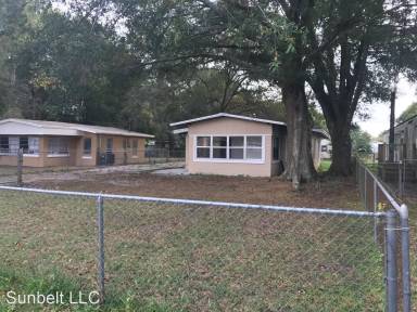 Main picture of 3726 Avenue S NW